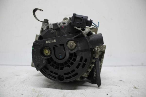 ALTERNATEUR MERCEDES - Vue 3